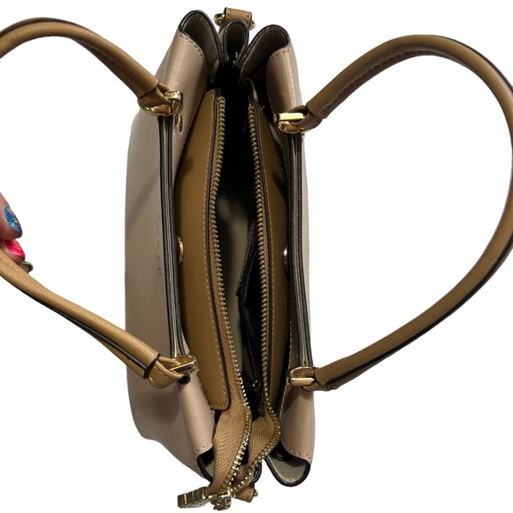 Foxer - Womens Two Toned Shoulder Purse - Picture 8 of 15